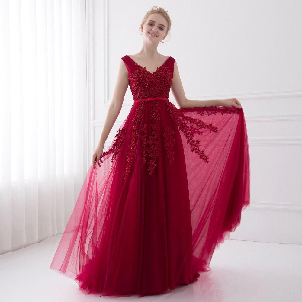 vestido de festa com decote v