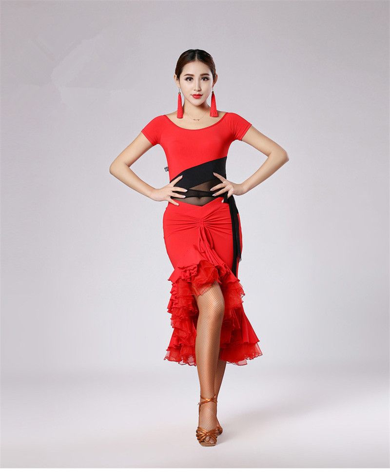 robe salsa rouge