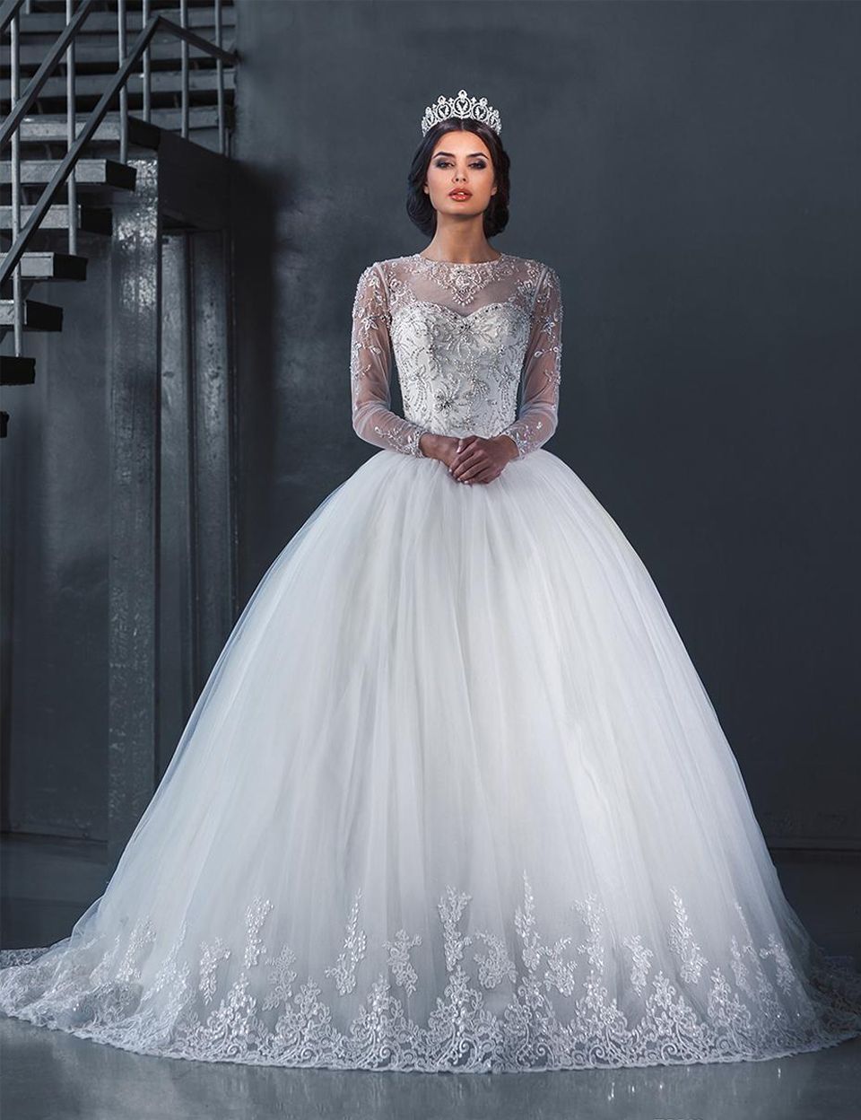 Discount 2016 Modern Vintage Wedding Ball Gowns Sexy Bling