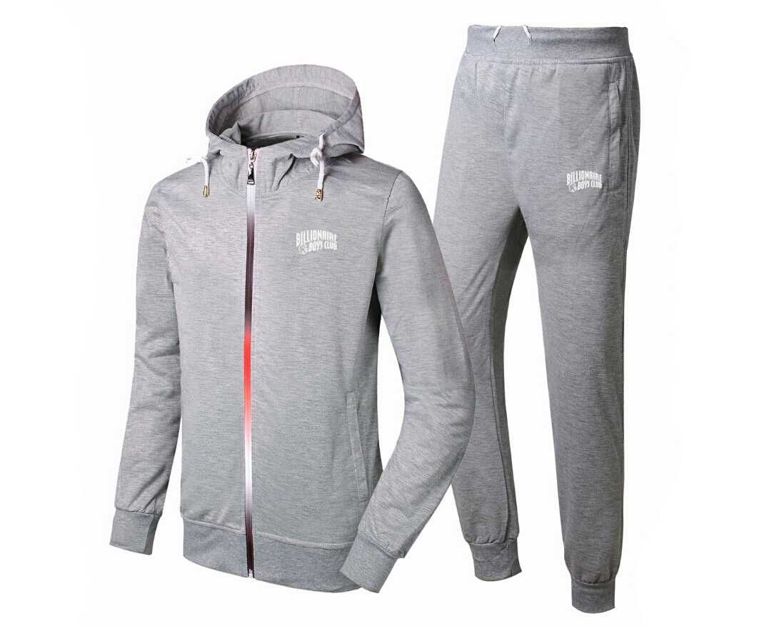Shop by category Mack Weldon makes great underwear, t-shirts and socks. Smart designs. Performance based fabrics. Superior functionality. We are a direct to consumer, e-commerce based business – which means no more department stores and no more malls – rejoice!