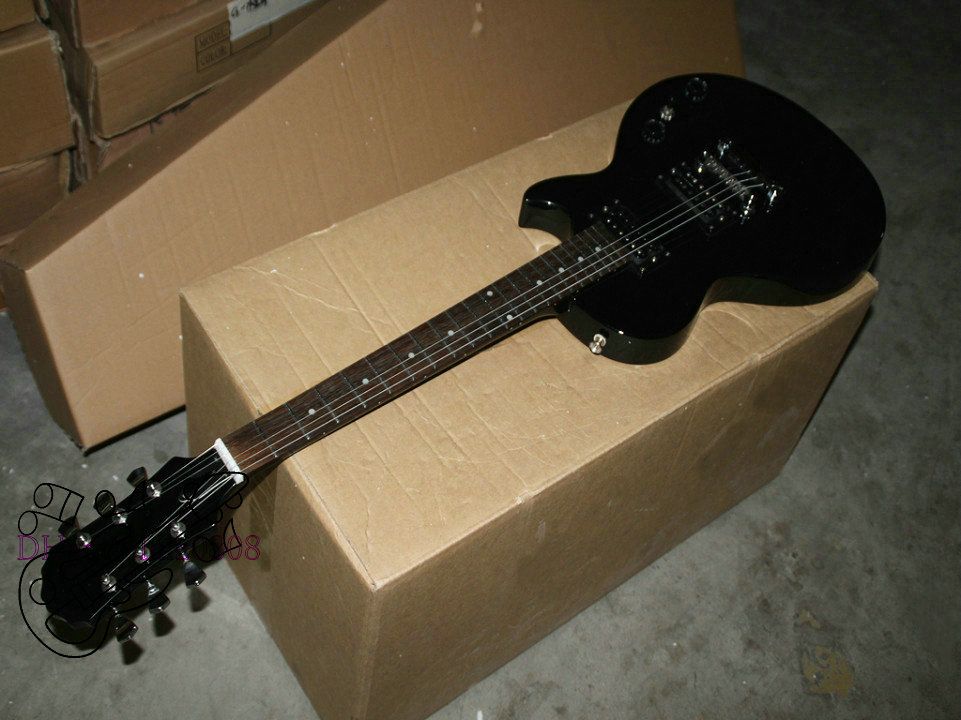 Chitarra elettrica di alta qualità della chitarra del palissandro del nero di trasporto libero di alta qualità trasporto libero