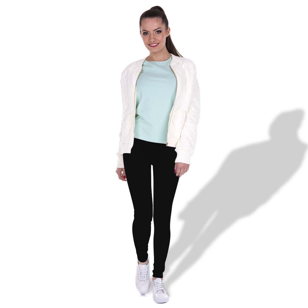 foto-zhenshin-v-bryukah-seks