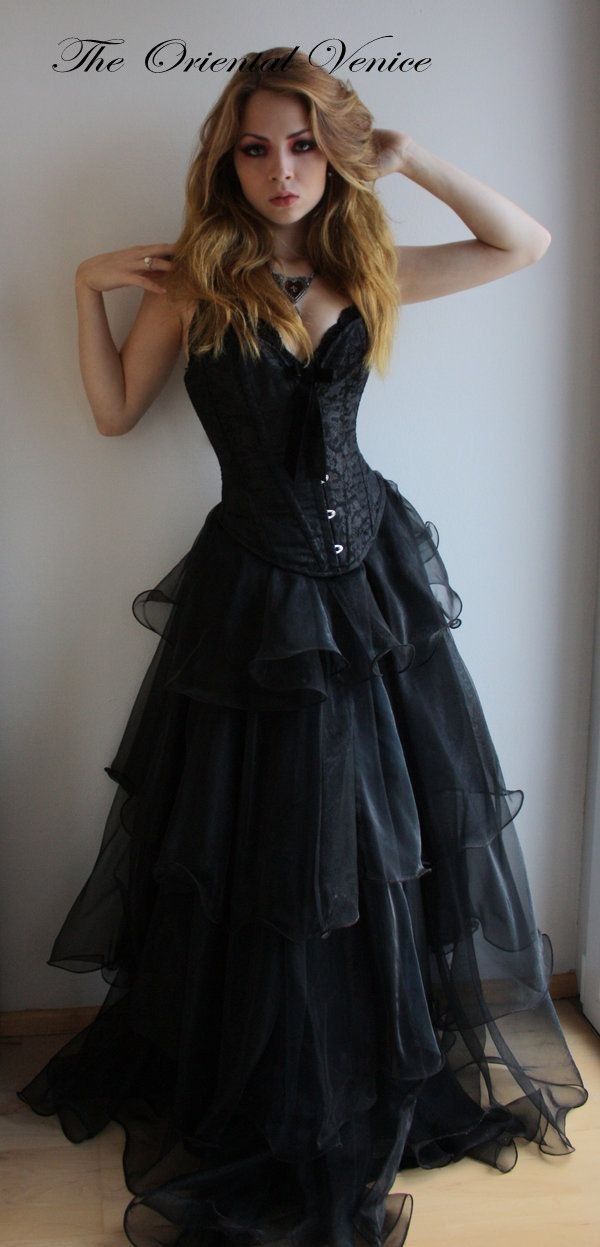 Black Gothic Corset Prom Dresses 2016 Sweetheart Organza Ruched Gothic