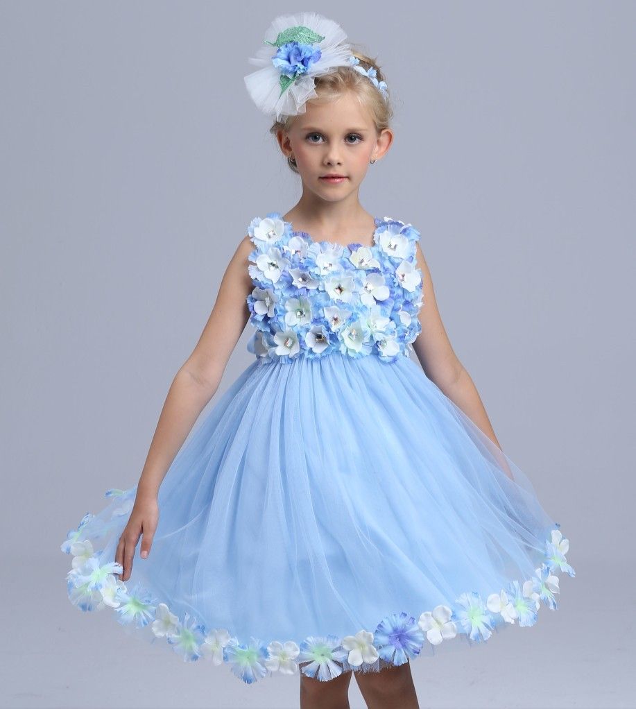 About 57% of these are girls' dresses, 10% are flower girls' dresses, and 8% are performance wear. A wide variety of tulle dress kids options are available to you, such as in-stock items, oem service. You can also choose from polyester / cotton, % cotton, and % polyester. As well as from backless, sleeveless, and long sleeve.