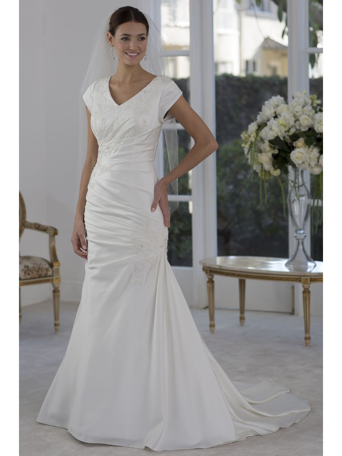 modest evening dresses with sleeves