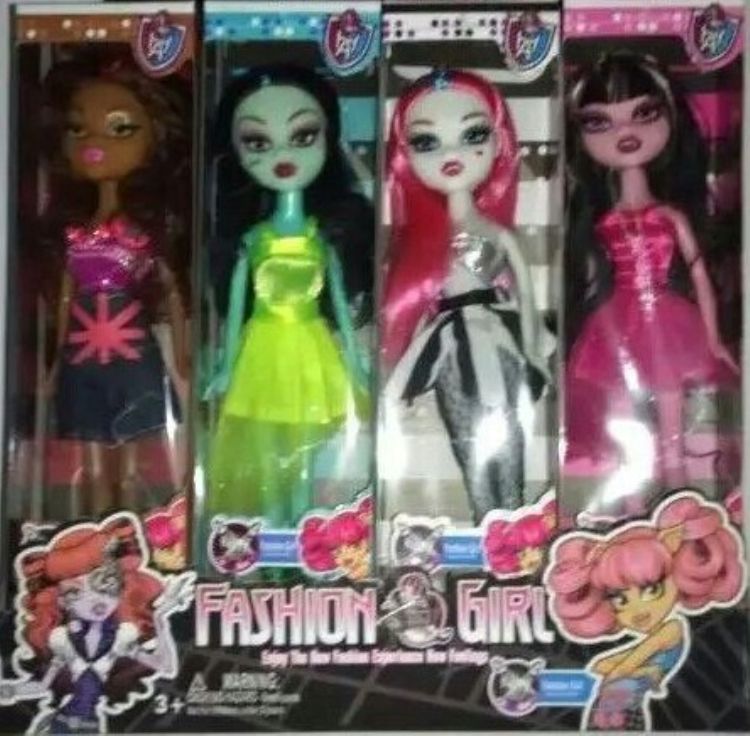 barbie doll size in cm