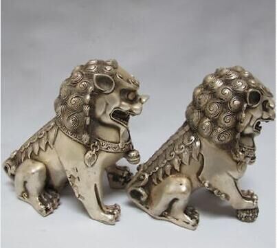 Chinese Tibet silver carved guard Foo Dogs Lion statues