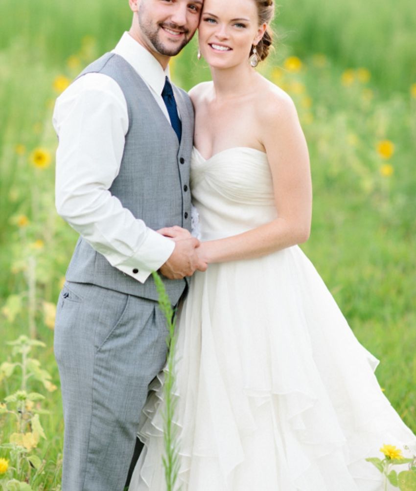 Country Rustic Wedding Dress Ivory Color Ruched Pleats Sweetheart Empire Waist Tiered Ruffles Skirt A Country Rustic Wedding Dress Ivory Color Ruched Pleats Sweetheart Empire Waist Tiered Ruffles Skirt A