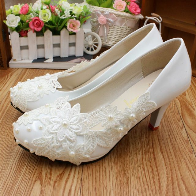 Manual White High Heeled Bride Photo Wedding Shoes Low With Simple