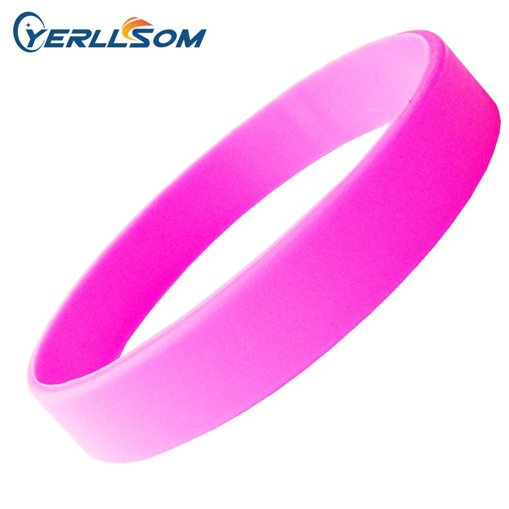 / Types de haute qualité de bracelets en silicone solide pour les événements Y061603