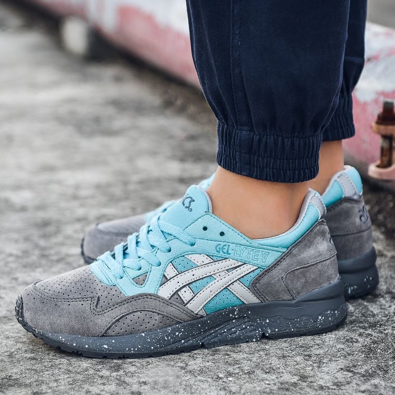 asics street schuhe