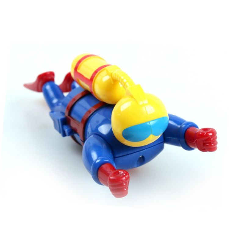 diver dan bath toy