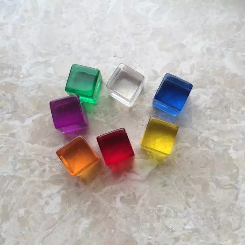 12mm Crystal Blank Dice Mini D6 Carré Clair Dice Acrylique Cube Transparent Dices Jeu Enfants Éducatif DIY Jouet Multi Coloré # B46