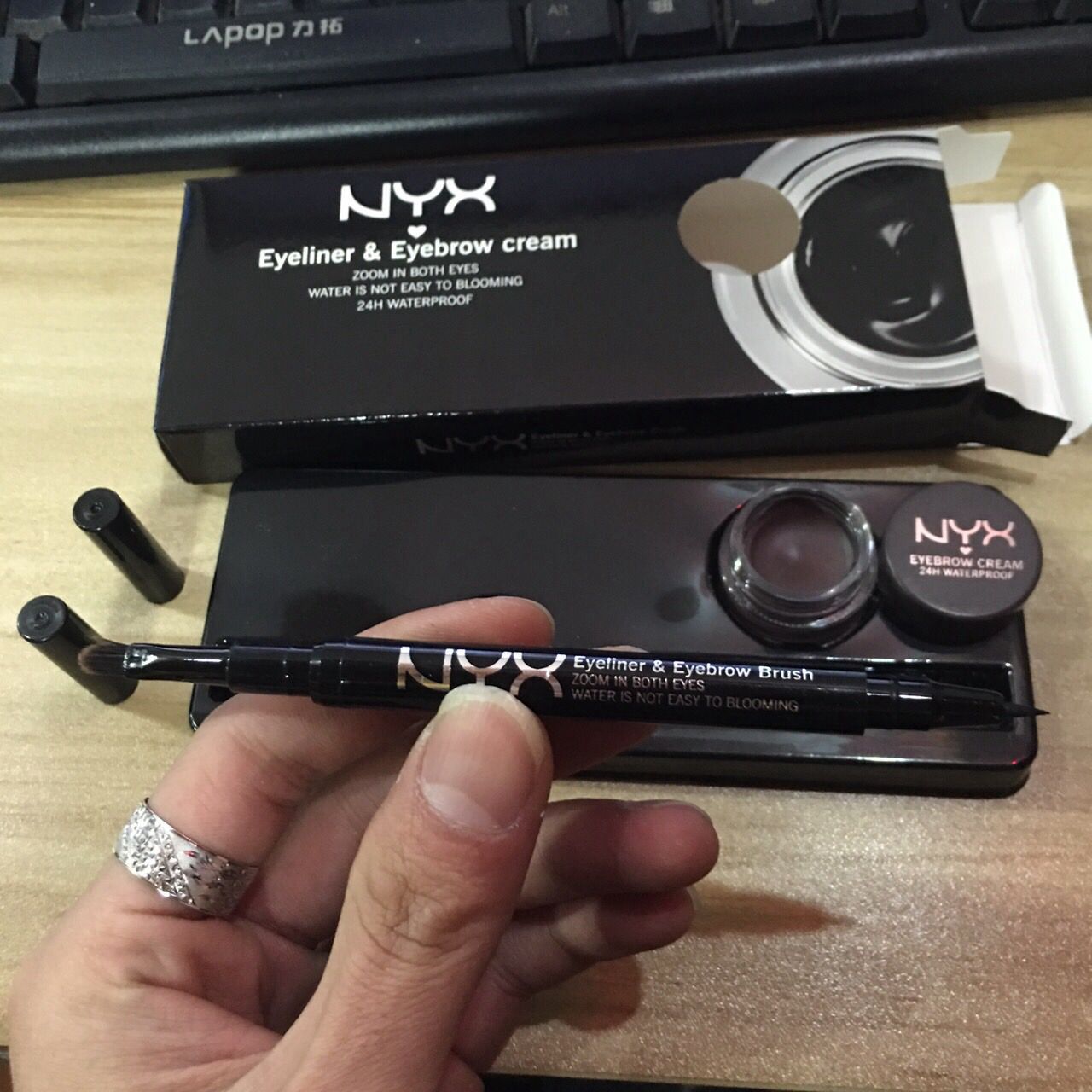 NYX 2 IN 1 Gel Eyeliner & Eyebrow Cream Eyebrow Bursh 24H WaterProof
