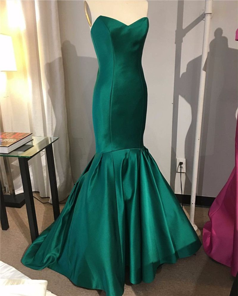 Satin emerald gown recommendations to wear for on every day in 2019 Satin emerald gown recommend to wear for on every day in 2019