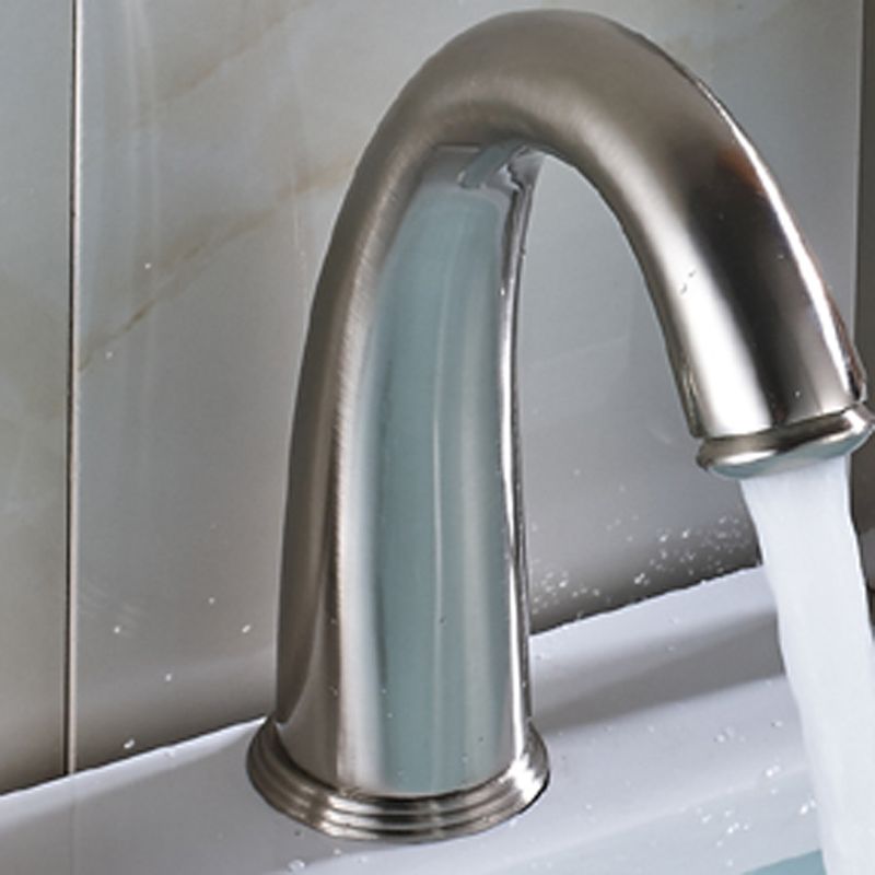 2019 Wholesale And Retail Waterfall Bathroom Tub Faucet Single