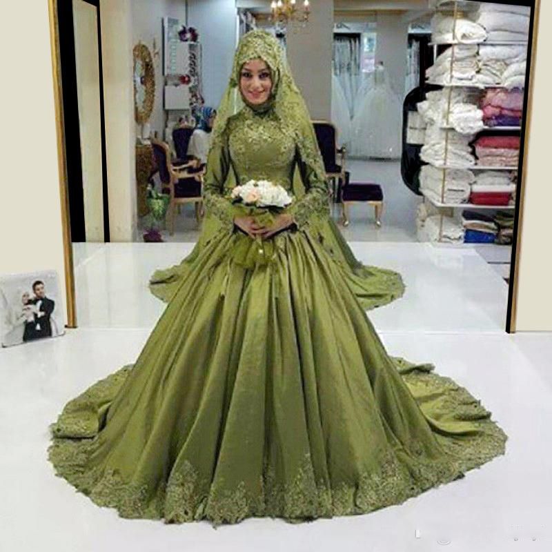 poofy prom dresses