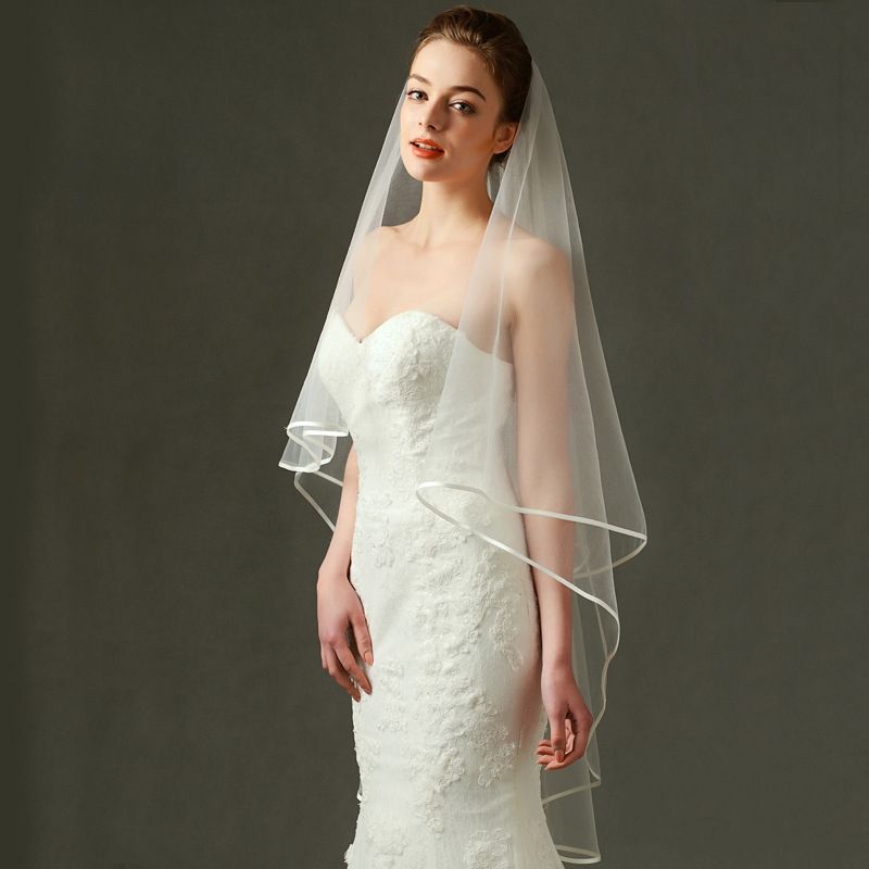 Compra Velos De Novia Largos 2017 Dos Capas De La Yema Del Dedo Velos De  Novia De La Longitud Para Las Novias Borde De La Cinta Blanco Beige Colores  110 * 150CM