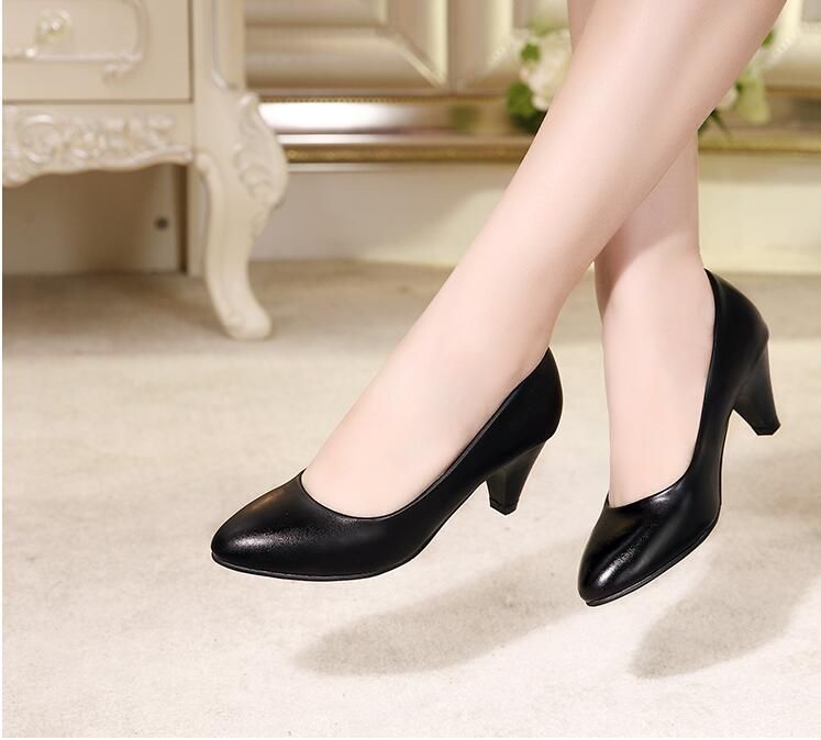 ladies dress shoes medium heel