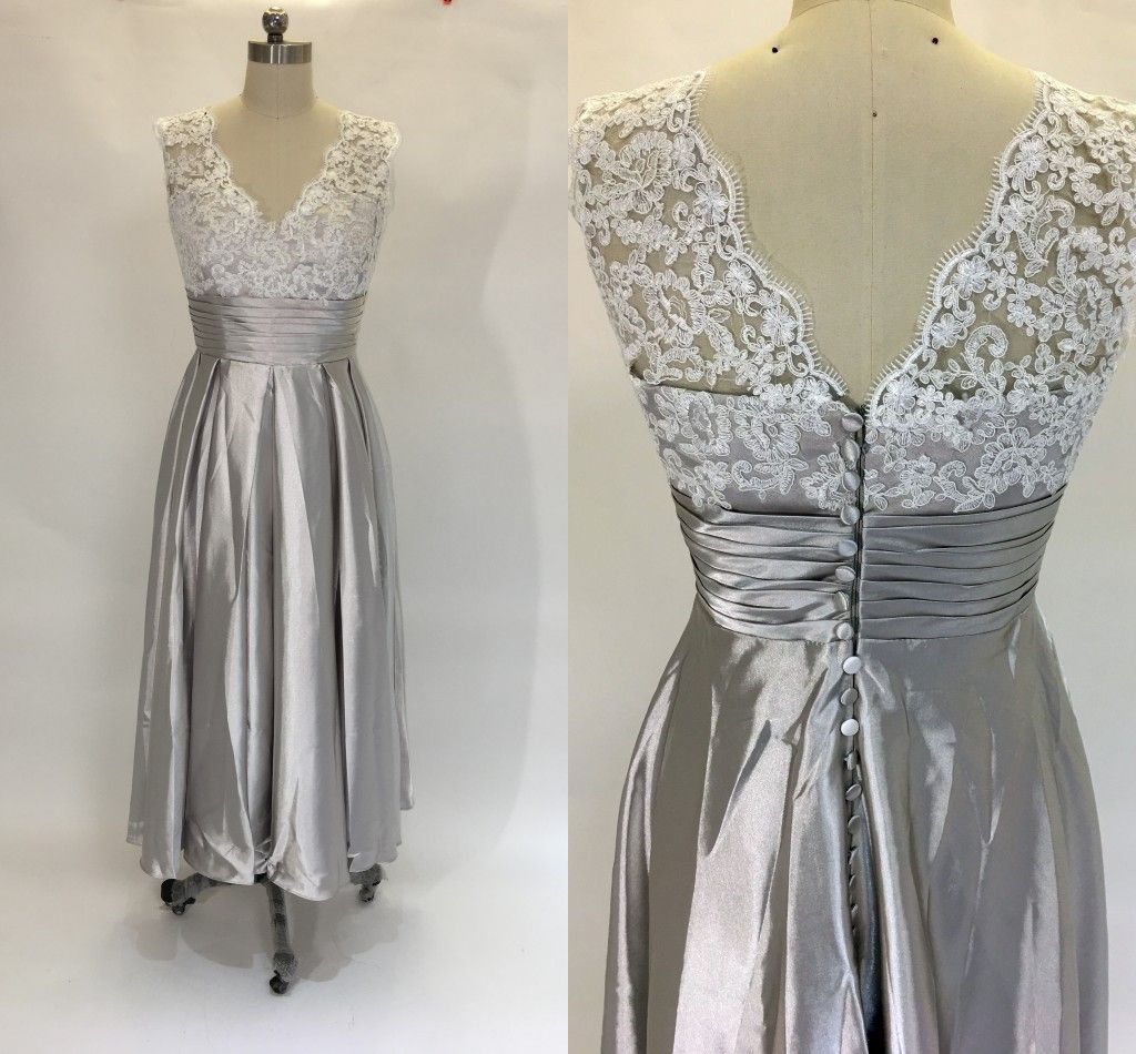 can mother of the bride wear sleeveless