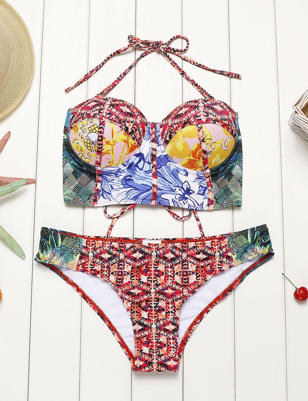 2021 Female Swimsuit Hot Selling Women Sexy Printed Back Lace Up Split