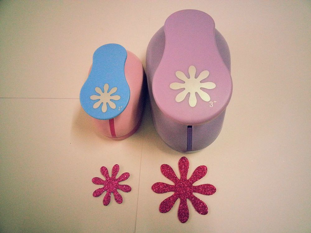 2018 Wholesale Daisy3 Inch 2 Shape Of Paper Cutter Craft Punch Scrapbook Punches Eva Foam For Diy Work From Hariold 5731 2018 Wholesale Daisy3 Inch 2 Shape Of Paper Cutter Craft Punch Scrapbook Punches Eva Foam For Diy Work From Hariold 5731