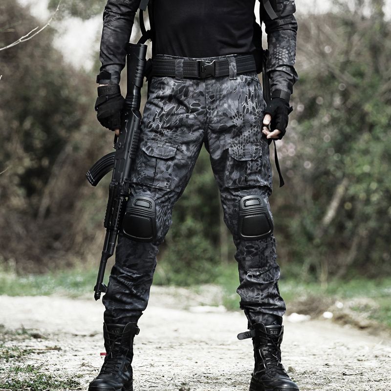 grey army pants