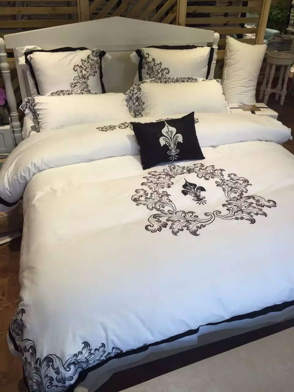 Whole 100 Cotton Bedsheets 5 Star Luxury Hotel Bedding Set Full Whole 100 Cotton Bedsheets 5 Star Luxury Hotel Bedding Set Full Size Bed Queen King Duvet Cover White Color Linen Flannel