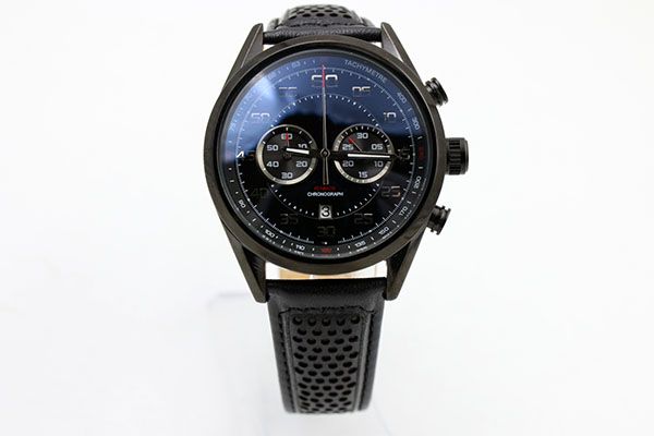 tag quartz chronograph