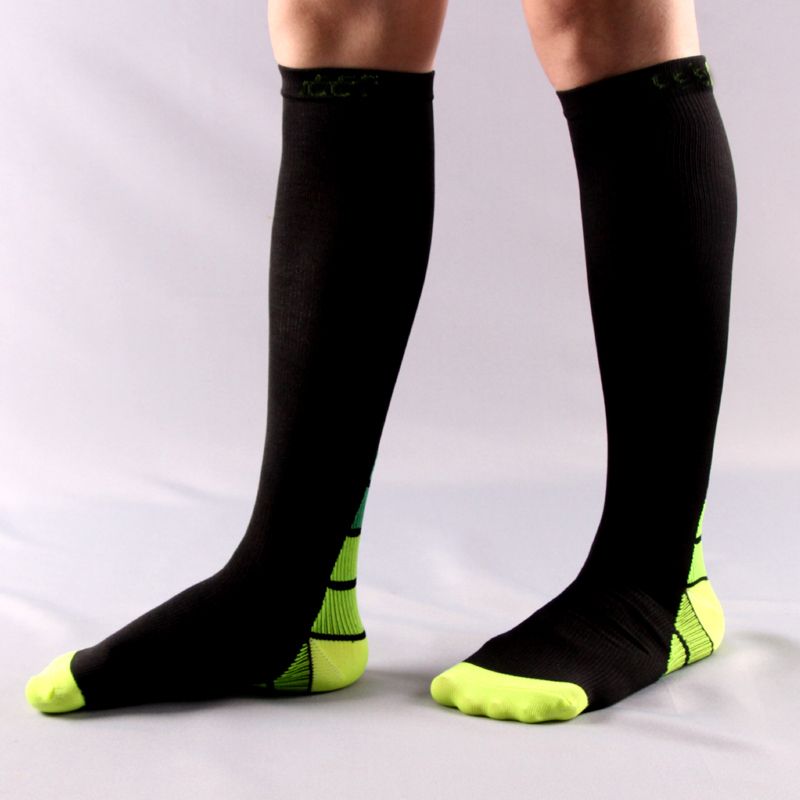mens knee high sports socks