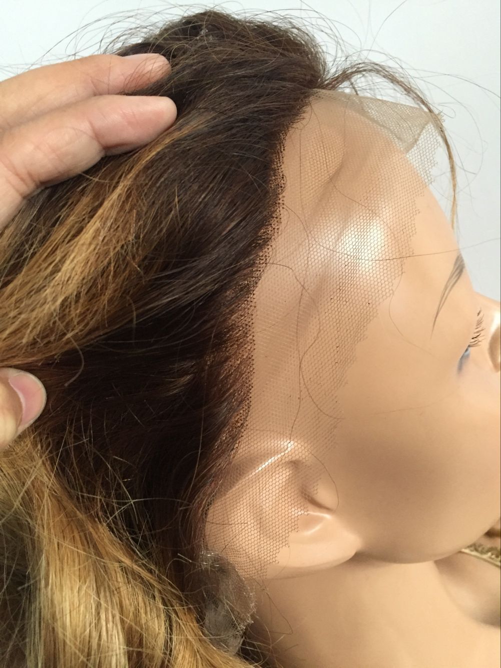 Brezilyalı Bakire Saç Tutkalsız Tam Dantel Peruk Ombre Bob Tarzı Iki Ton 1B / 30 İnsan Saçları Bobs Ağartılmış Knot Danteller Kadınlar için Ön Peruk
