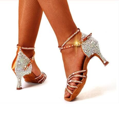 Acquistare Scarpe Da Ballo Donna Ballroom Scarpe Sportive Sportive Scarpe  Scarpe Da Donna Scarpe Basse Scarpe Di Alta Qualità Scarpe Da Ballo Latino  BD217 Con Diamante Caldo Economico | Consegna Veloce E