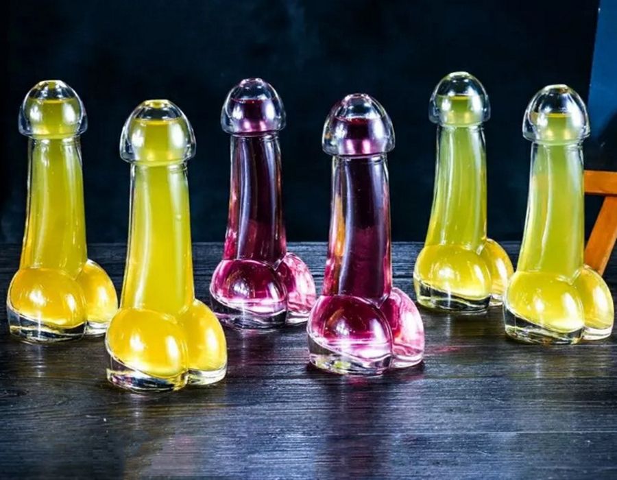 creative-transparent-penis-wine-glasses-