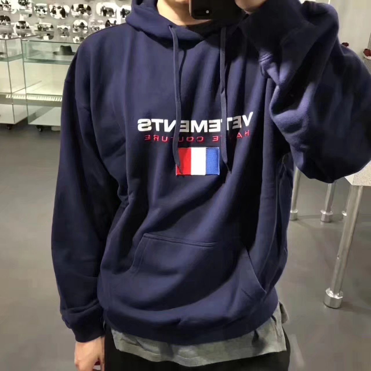 2019 NEW VETEMENTS 17FW French Red, White, Blue, Embroidered Hoodies ...