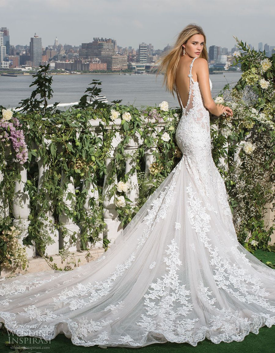 Royal Train Mermaid Lace Wedding Dresses 2017 Embellished Strap V