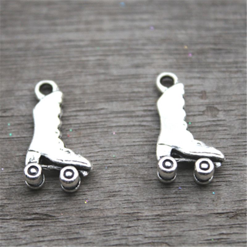 2020 Roller Skate Charms, Antique Tibetan Silver Tone Roller Skate