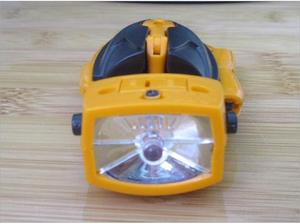 2021 Novelty Deformable Transformer Robot Flashlight Torch Lamp