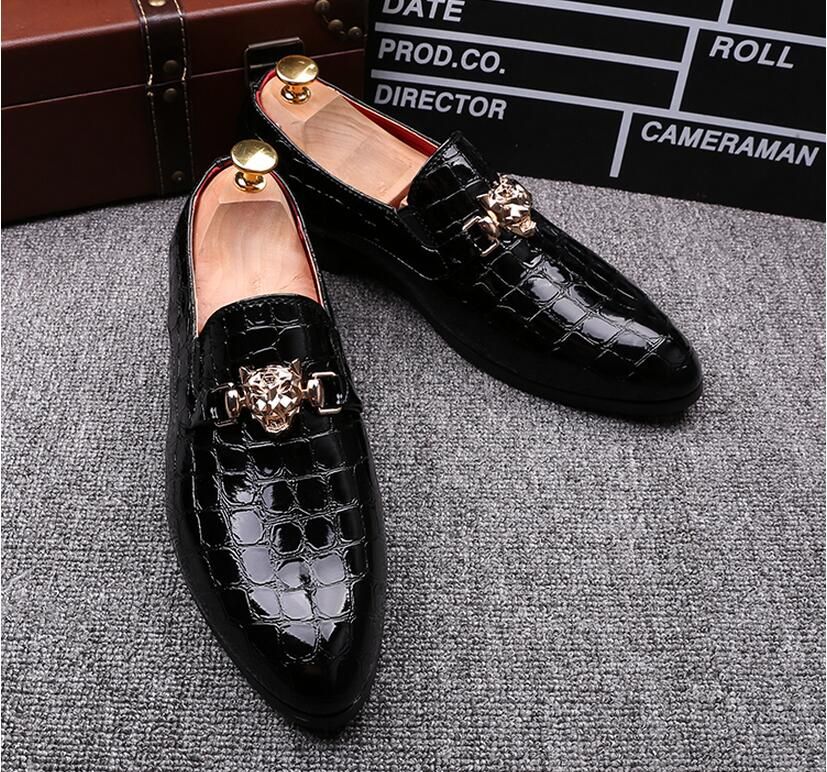 Details about   Chic Mens Leather Red Wedding Shoes Metal Pointy Toe Floral Dress Formal Loafers 
