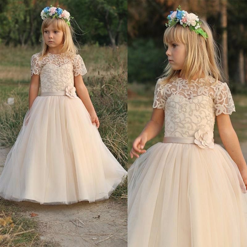Country Wedding Flower Girl Dresses With Short Sleeve Lace