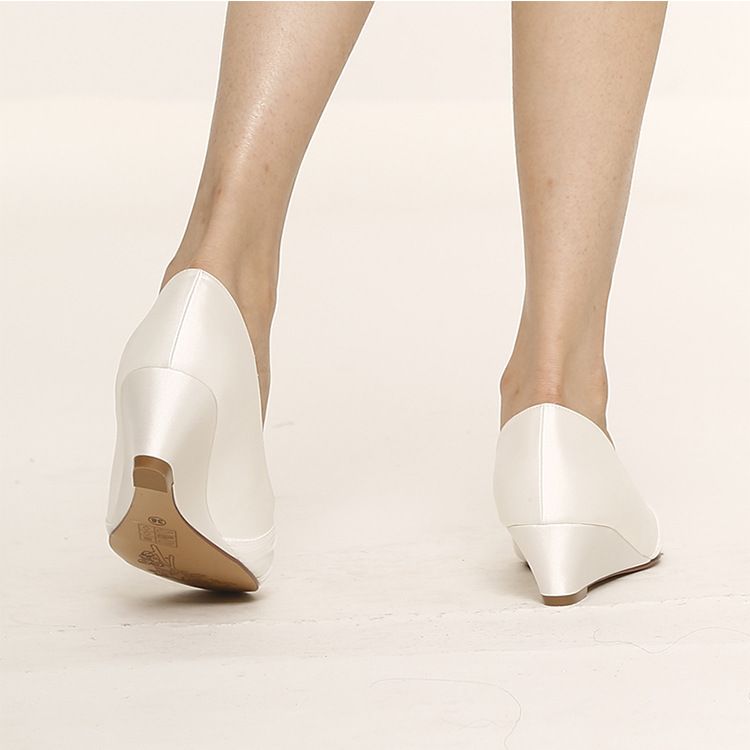 Compra Mujeres Tacones De Cuña De Satén De Cristal Embarazada Zapatos De La  Boda Blanco Dedo Del Pie Redondo Rojo Para La Fiesta De Baile De Fin De  Curso De La Dama