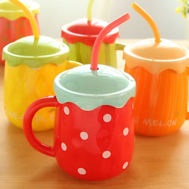 Ceramic Colourful Fruit Coffee Mugs With Lid 500ml Creative Green