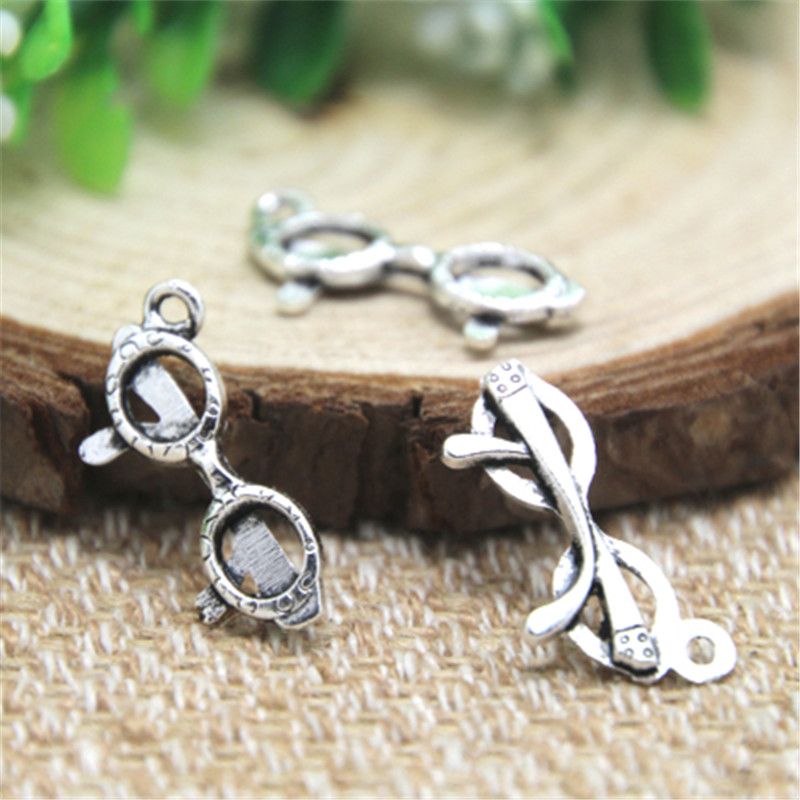 2019 Eyeglasses Charms Charms, Antique Silver Tone Spectacles Charms