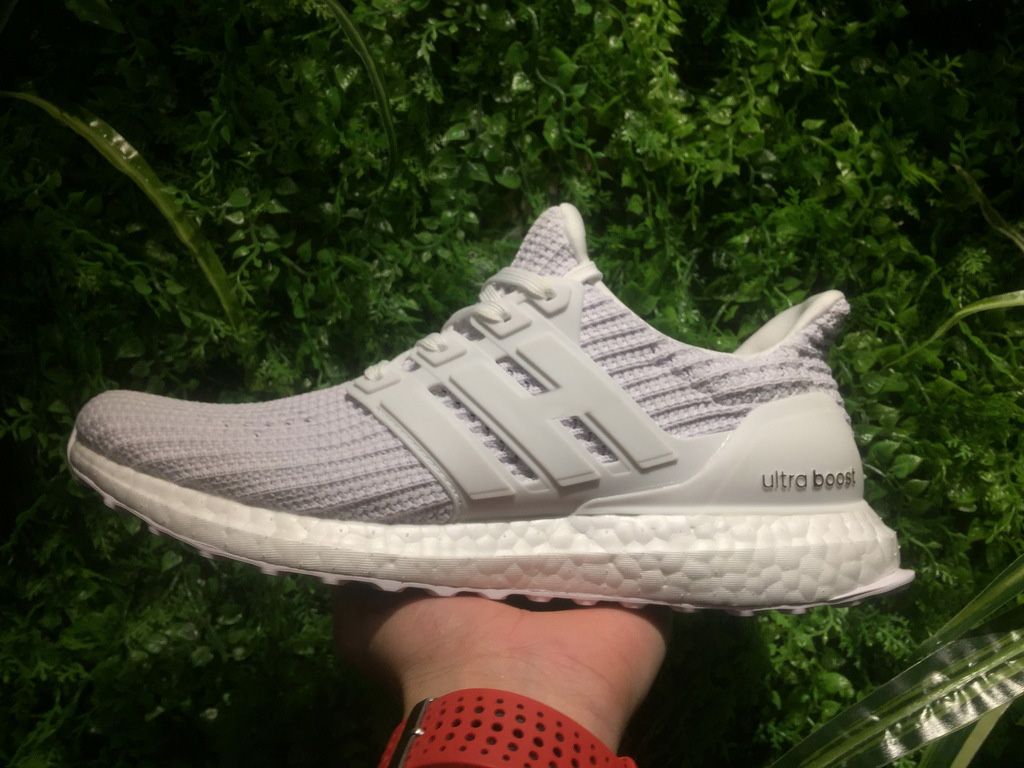 adidas ultra boost 4.0 triple white adidas ultra boost 4.0 triple white