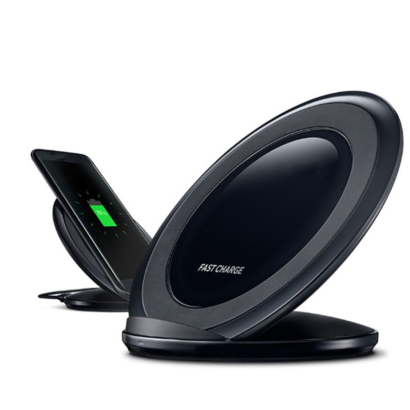 2020 New Vertical Fast Charger Wireless Charger Charging Stand Dock For