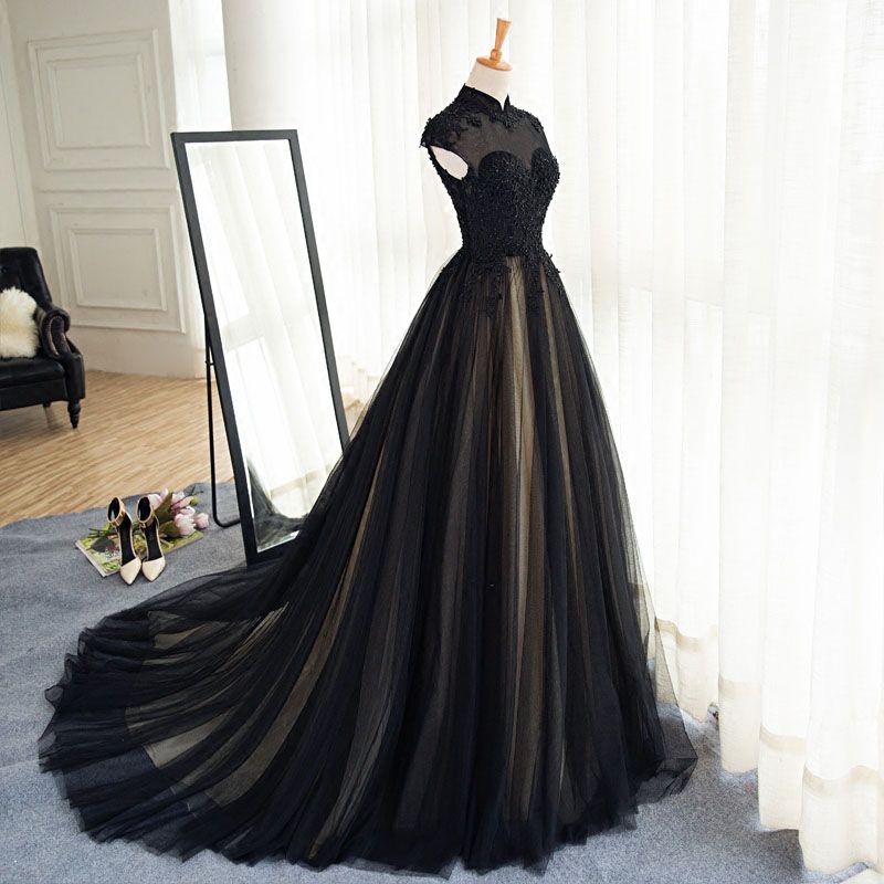 Discount Gothic Black Wedding Dresses Champagne Lining High Neck Lace ...