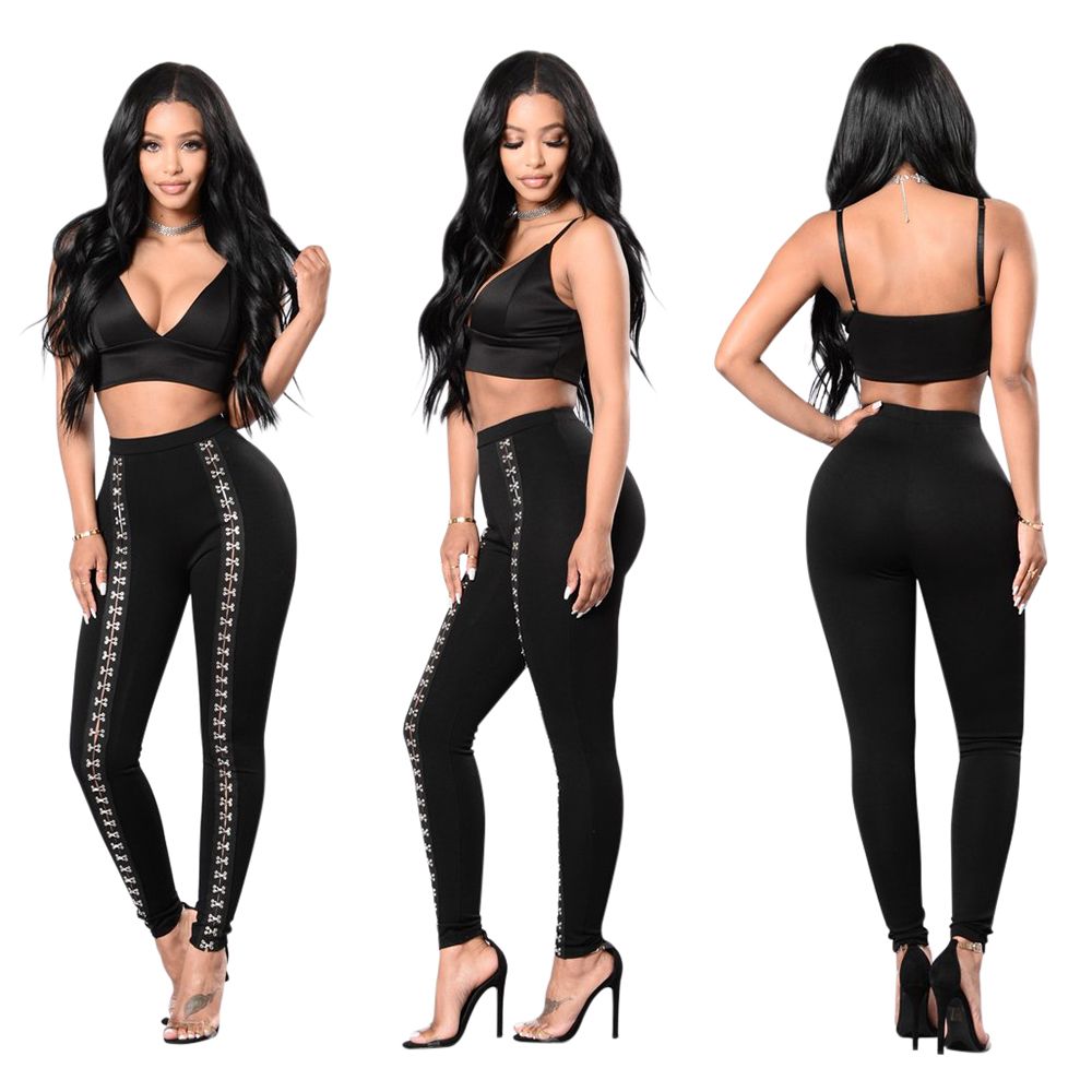 Ladies jeans price Hollister women’s jeans fit amazing, come in a variety of sizes, the trendiest new styles from flare to cropped flare or super skinnies and jean leggings, and the coolest washes. But above all, every pair of Hollister denim is incredibly soft and comfortable.