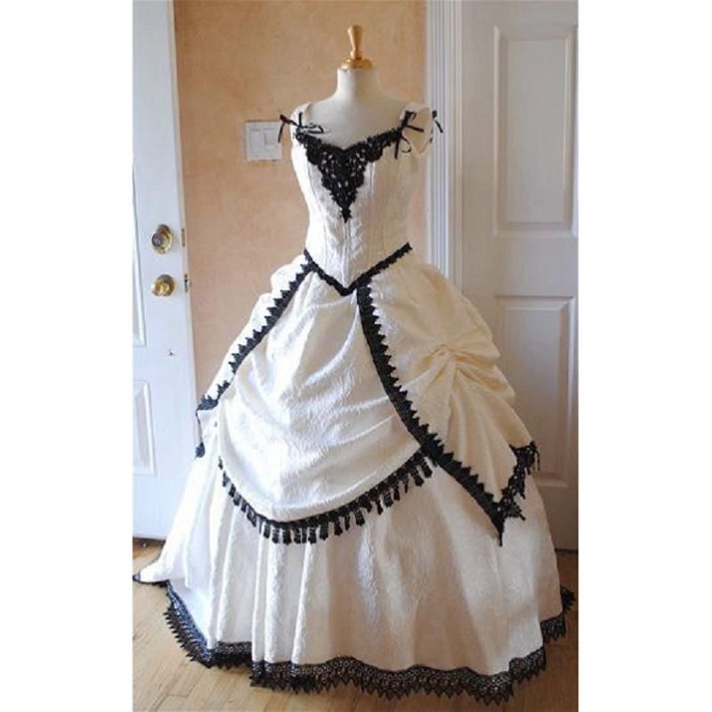 White Victorian Dress Fashion dresses