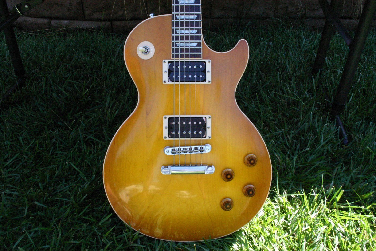 Compra Guitarra Slash Honey Burst S Vos Con Estuche Guitarra Eléctrica  China Guitarras China Barato | Entrega Rápida Y Calidad | Es.Dhgate