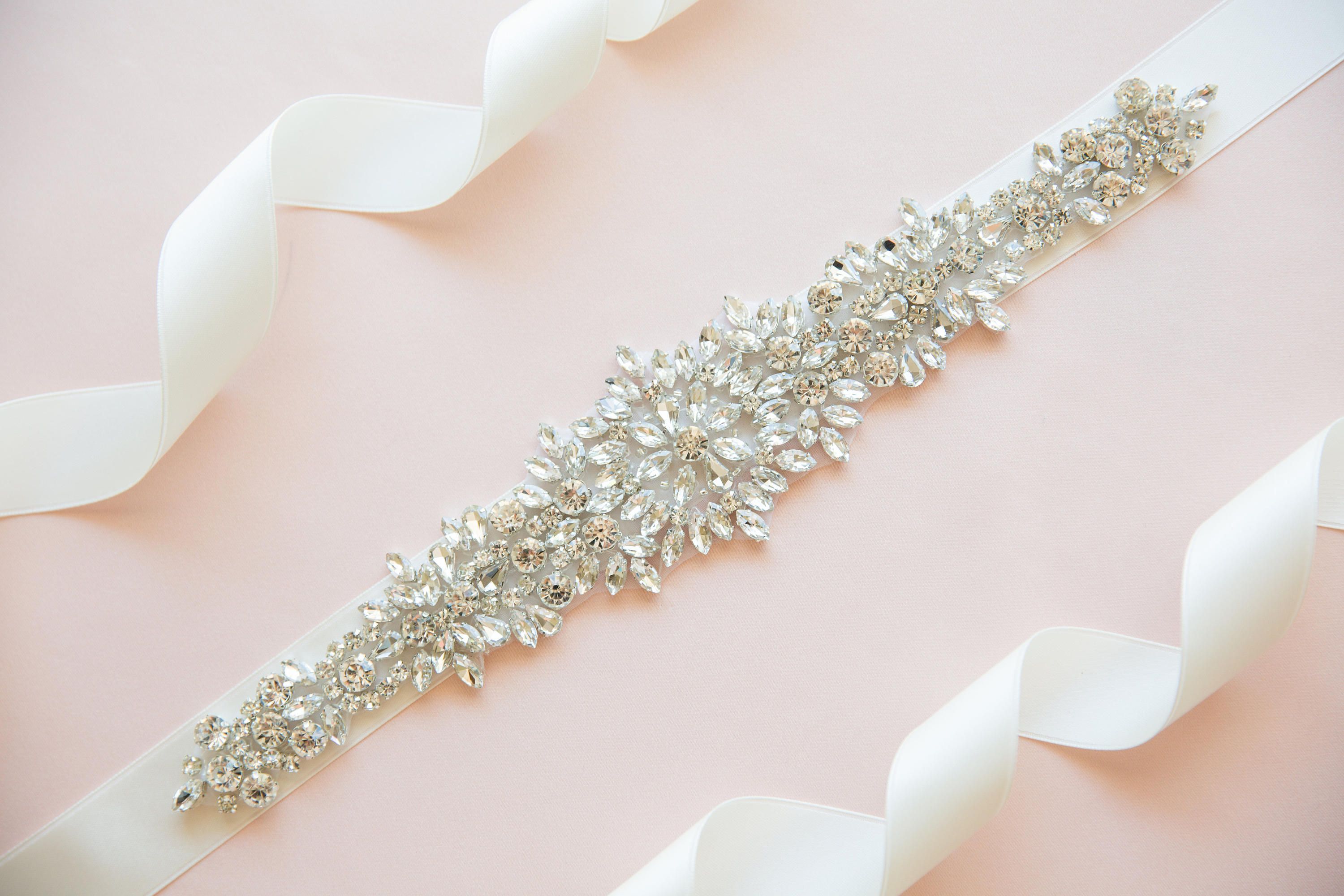 Best Quality Handmade Silver Rhinestones Appliques Wedding Belt Clear