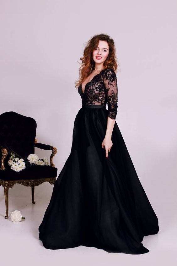 Long Sleeve Black Lace Evening Dress